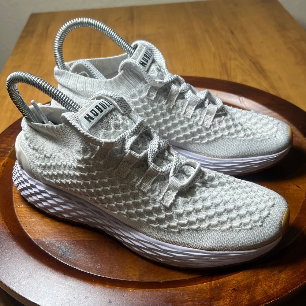 NOBULL Knit Runner Women Training Shoes White Gum Sole Sneakers 7.5 White